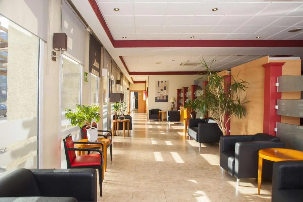 Lobby, Travelodge Barcelona del Vallès, Barcelona