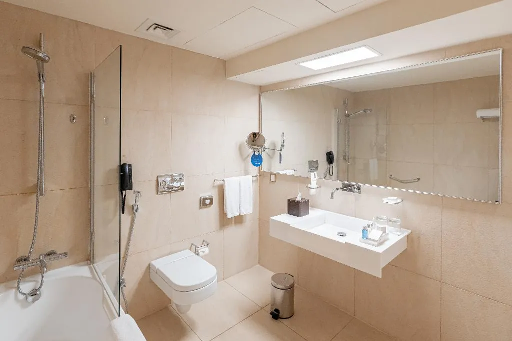 APARTMENT TWO BEDROOMS Room, Radisson Blu Residence Dubai Marina, Dubai