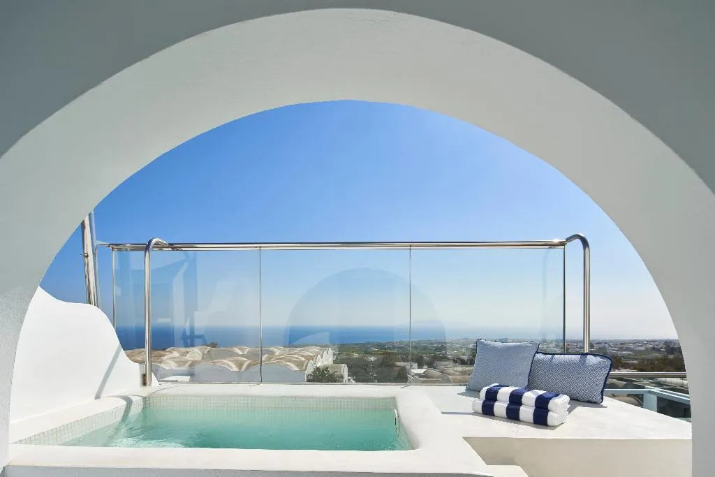 SUITE DELUXE WITH JACUZZI Room, Aressana Spa Hotel and Suites, Santorini