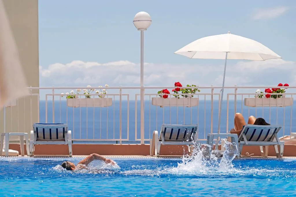 Pool, Estrelicia Hotel, Madeira