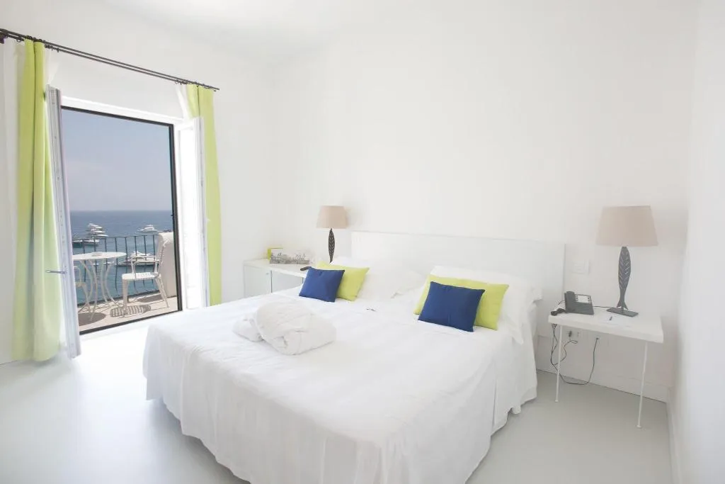 Room, Miramare Sea Resort and Spa, Naples