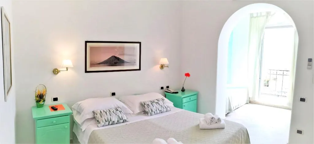 DOUBLE SUPERIOR Room, Hotel Ossidiana Stromboli, Palermo