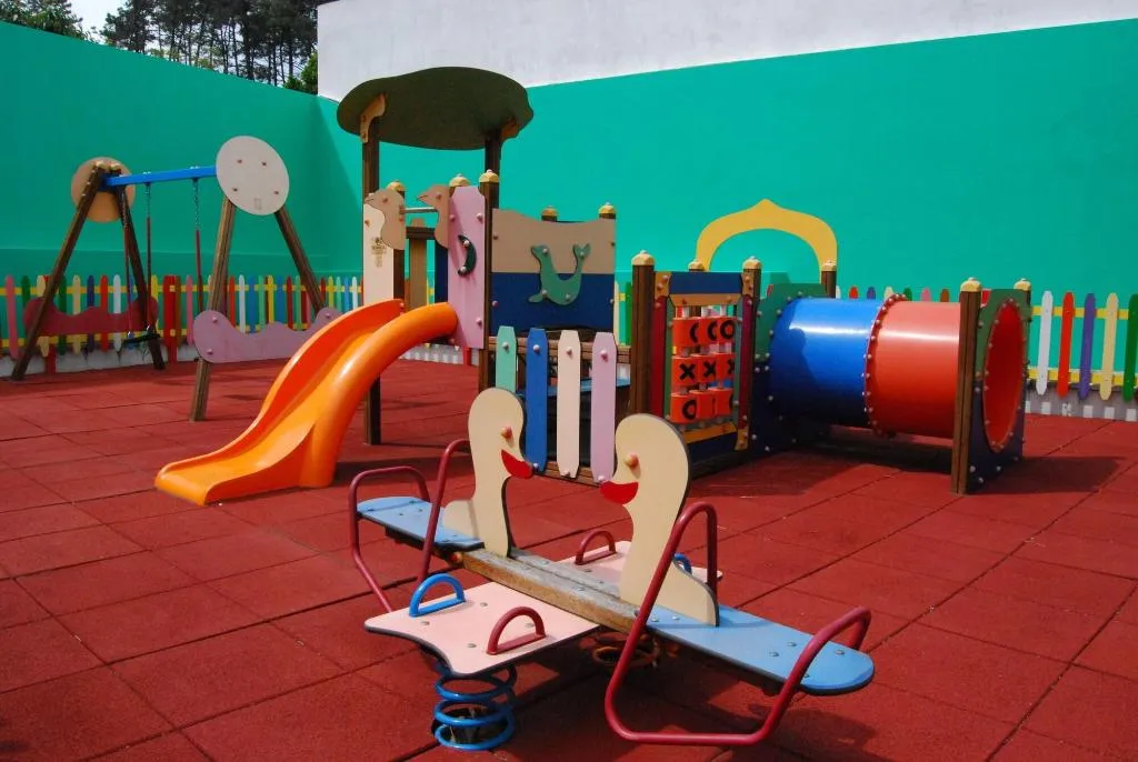 Sports and Entertainment, Dom Afonso, Madeira