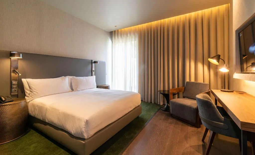 DOUBLE DELUXE WITH BALCONY Room, Hilton Porto Gaia, Porto