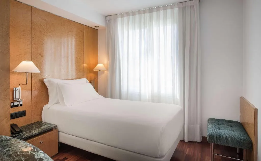SINGLE STANDARD Room, NH Paseo de la Habana, Madrid