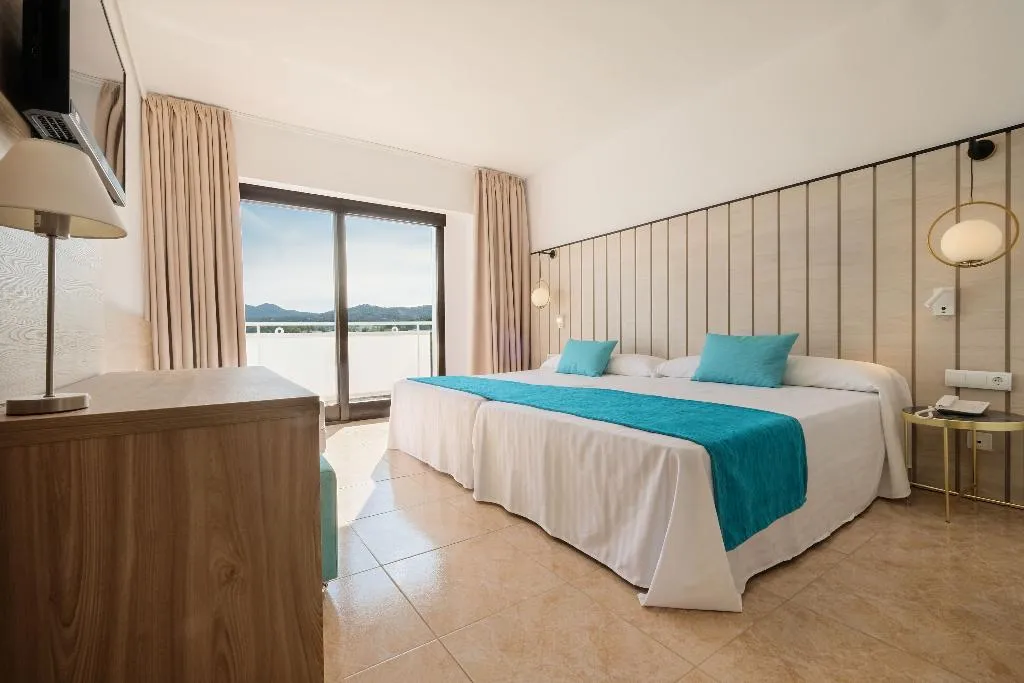 DOUBLE PREMIUM Room, AzuLine Hotel Bergantin, Ibiza