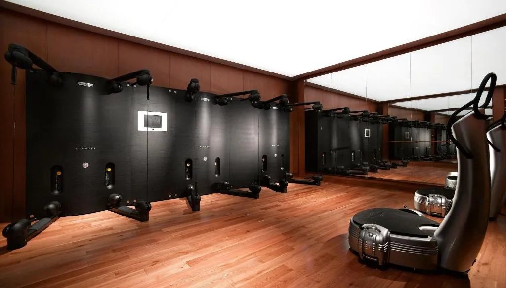 Sports and Entertainment, Grand Hyatt Residence, Dubai