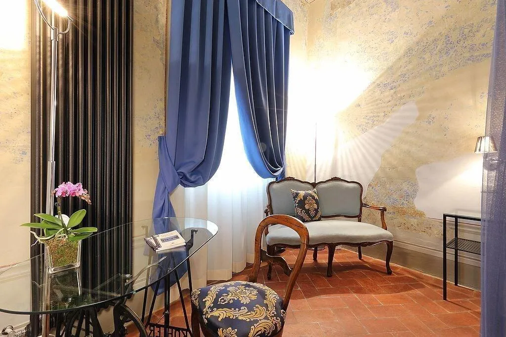 Room, Uffizi Harmony, Florence