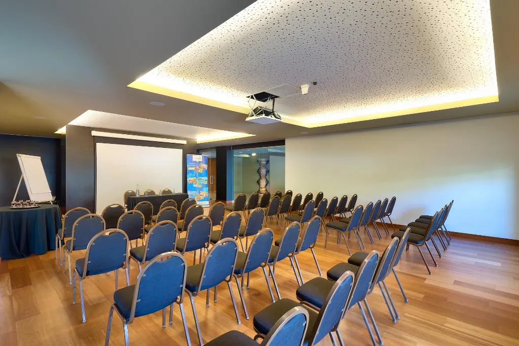 Conferences, The Views Baia -  Adults Only, Madeira