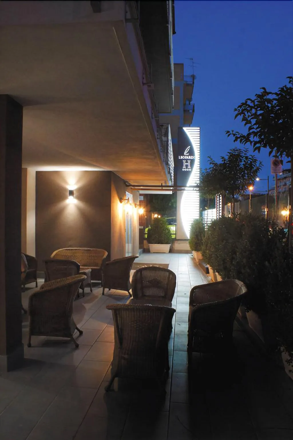 Terrace, Leopardi Business Hotel, Naples
