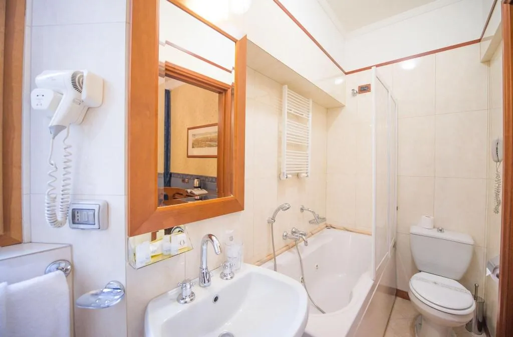 DOUBLE SINGLE USE WITH DOUBLE BED Room, Diana Park Hotel, Florence