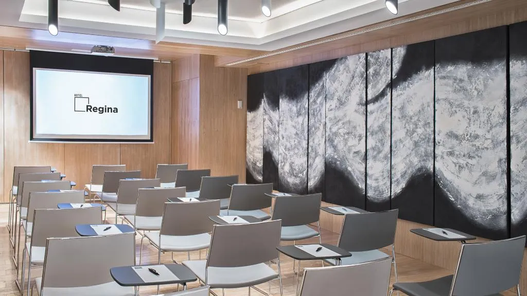 Conferences, Regina, Madrid