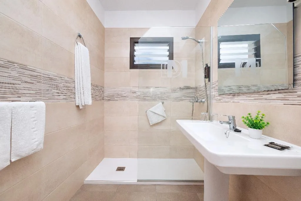 Room, Don Manolito, Tenerife