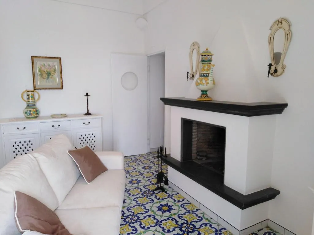 Room, Villa Principe Giovanni, Naples