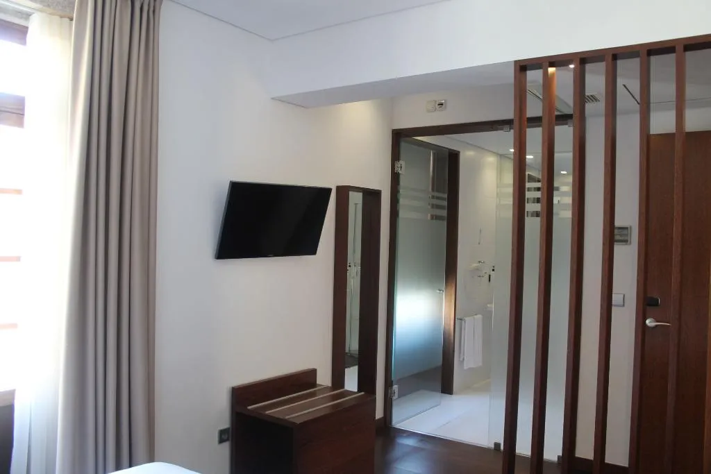 TWIN SUPERIOR Room, Oca Ribeira Do Porto Hotel, Porto