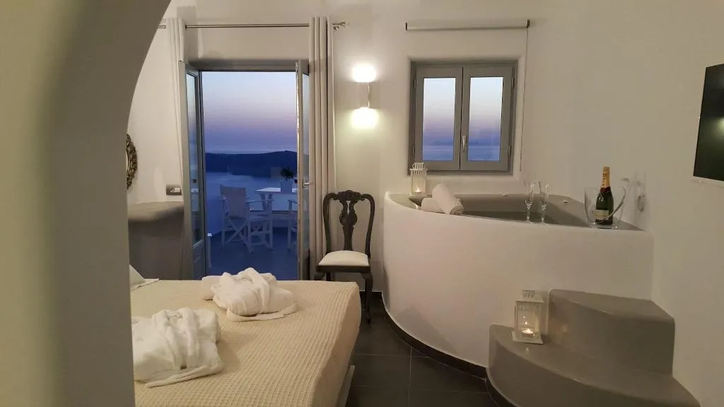 Room, Unique Suites, Santorini