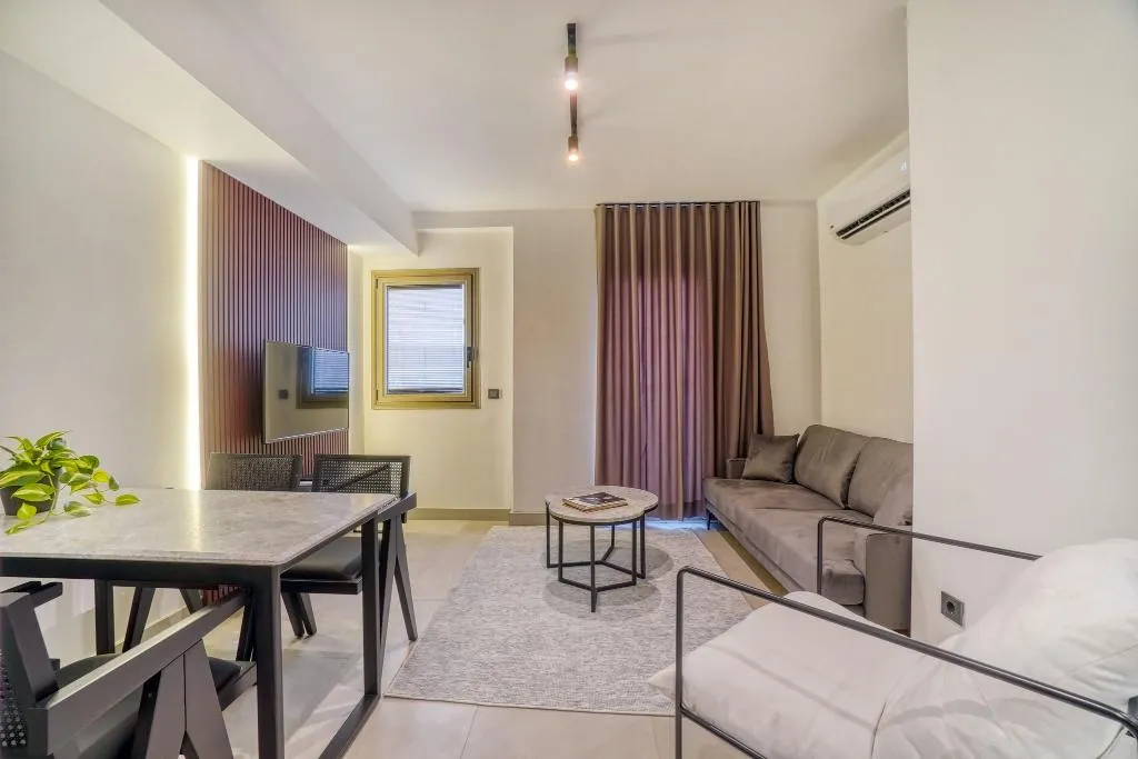 Room ONE BED Room, Ayayorgi̇ Homes & Hotels, Izmir