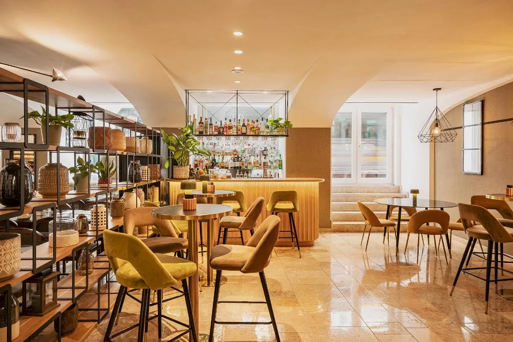 Restaurant, Vincci Baixa Suites Apartments, Lisbon