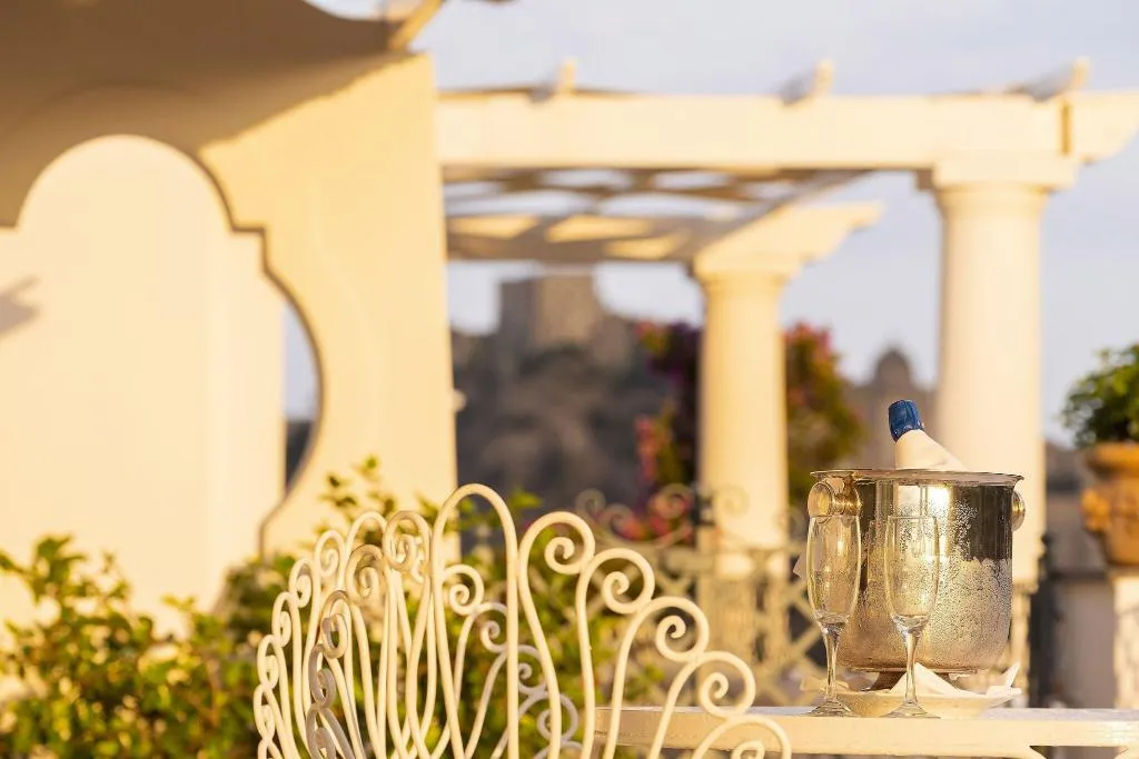 Terrace, Excelsior Belvedere Hotel & Spa, Naples