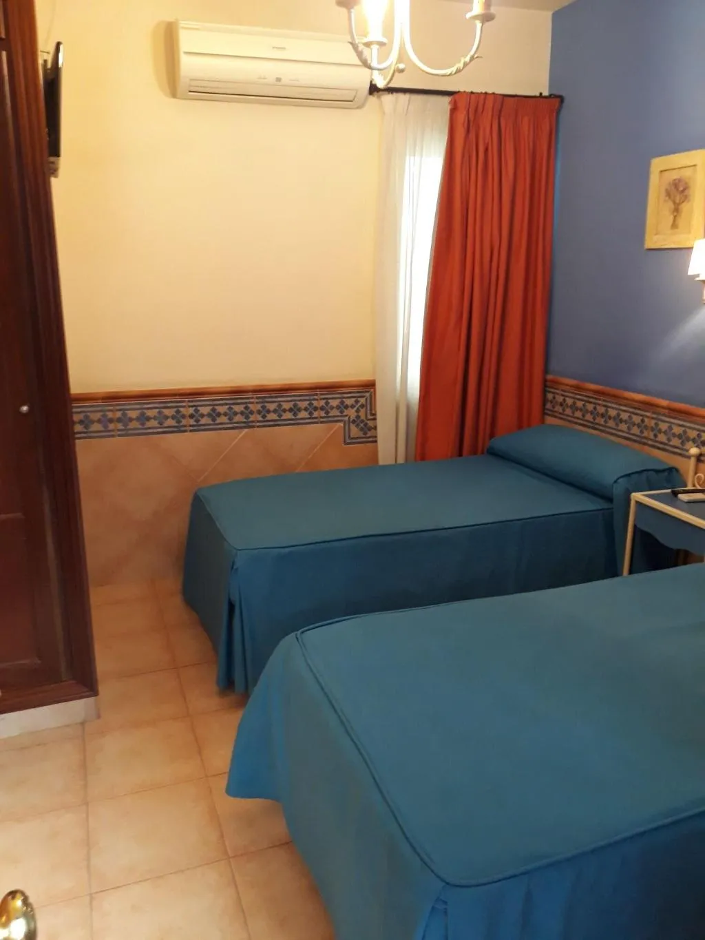 Room, Pensión Doña Trinidad, Seville