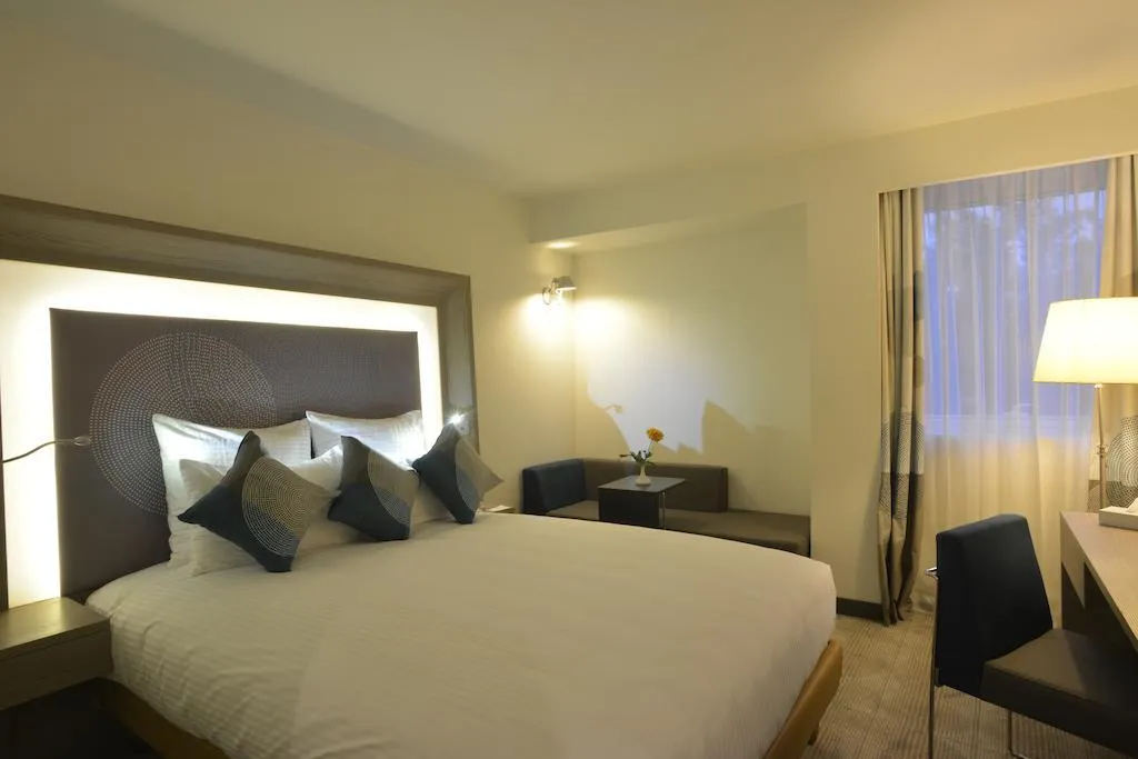 DOUBLE SUPERIOR Room, Novotel Cairo Airport, Cairo