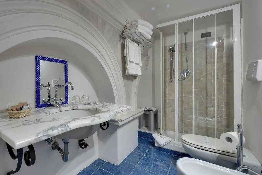 JUNIOR SUITE SEA VIEW Room, De la Ville, Rome