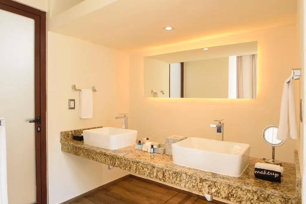 DOUBLE WITH TERRACE Room, K'uyen Boutique Hotel, Cancun Area