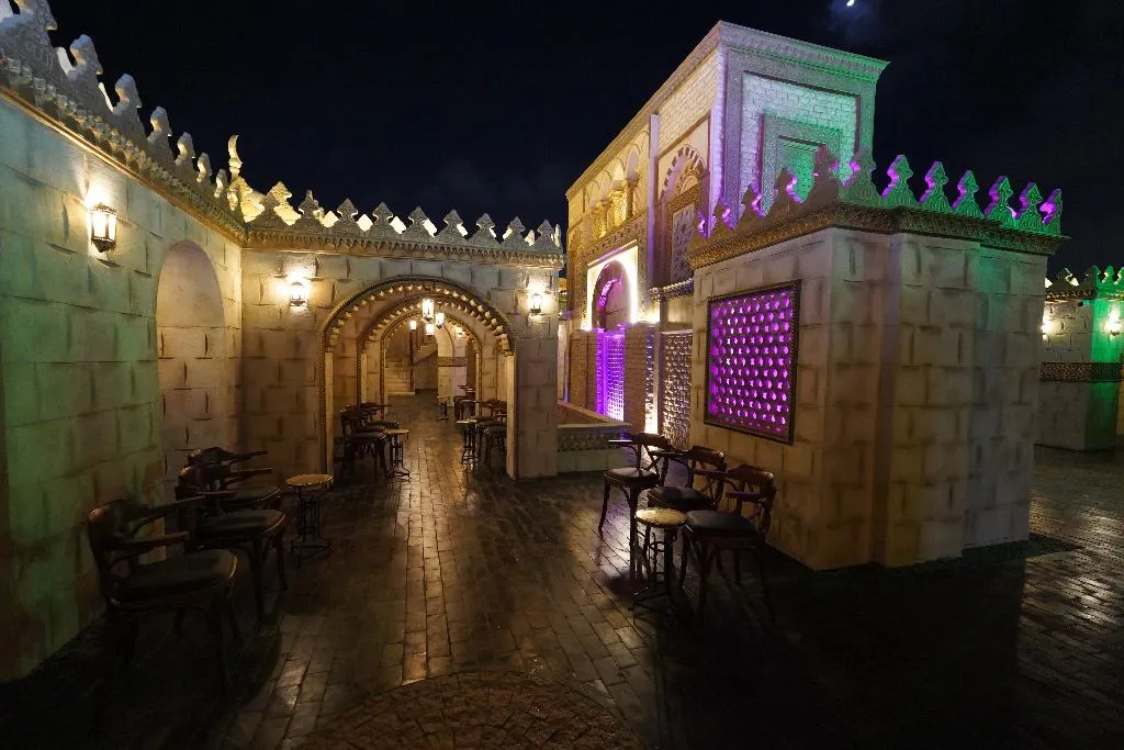 General view, Pyramids Khan Hotel, Cairo