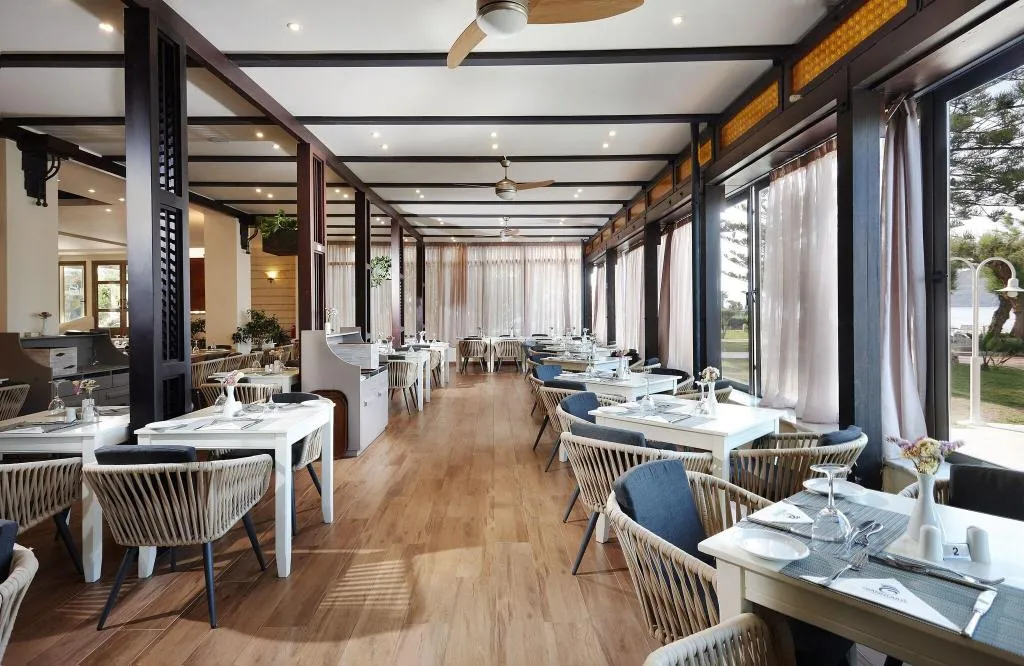 Restaurant, Giannoulis - Santa Marina Beach Hotel, Crete
