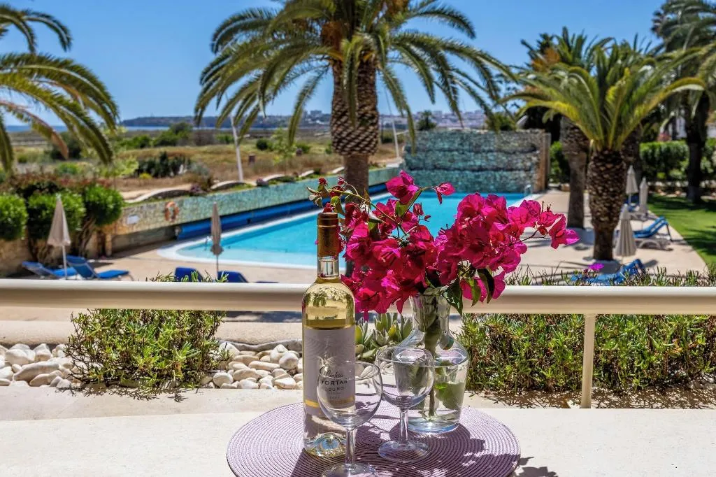Room, Vila Palmeira, Algarve
