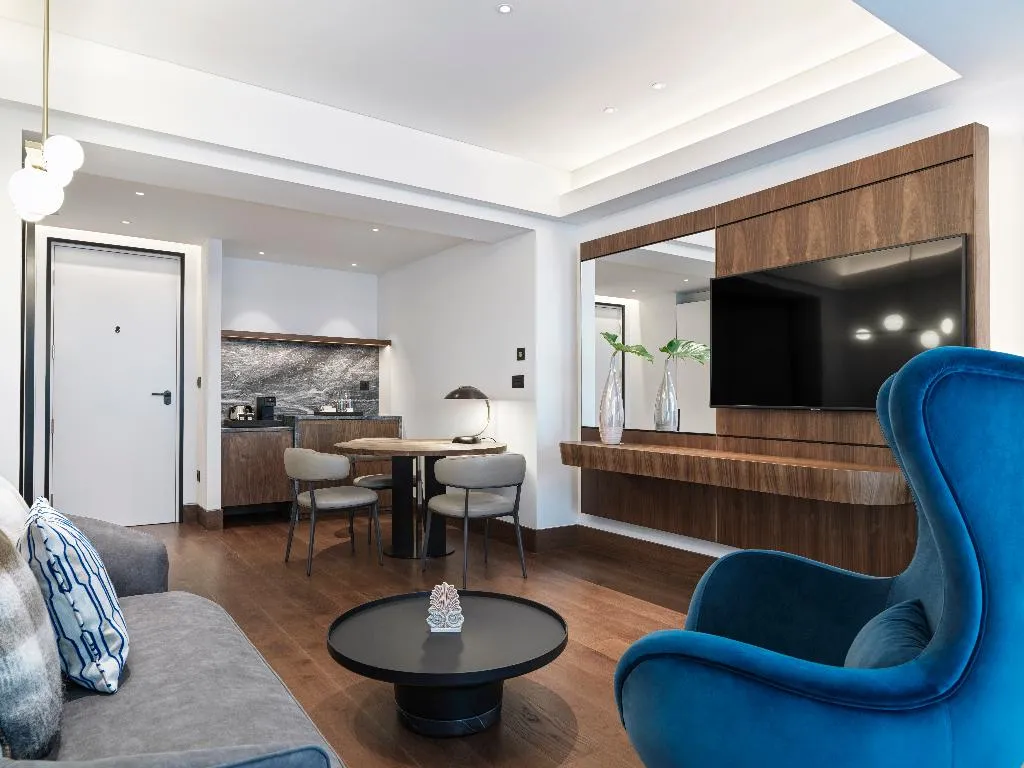 SUITE EXECUTIVE Room, Athens Capital Center Hotel-MGallery, Athens