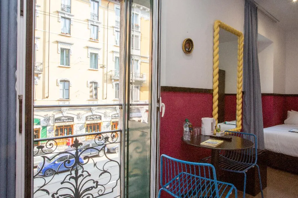 QUADRUPLE STANDARD Room, Casual Eclettico Milano, Milan