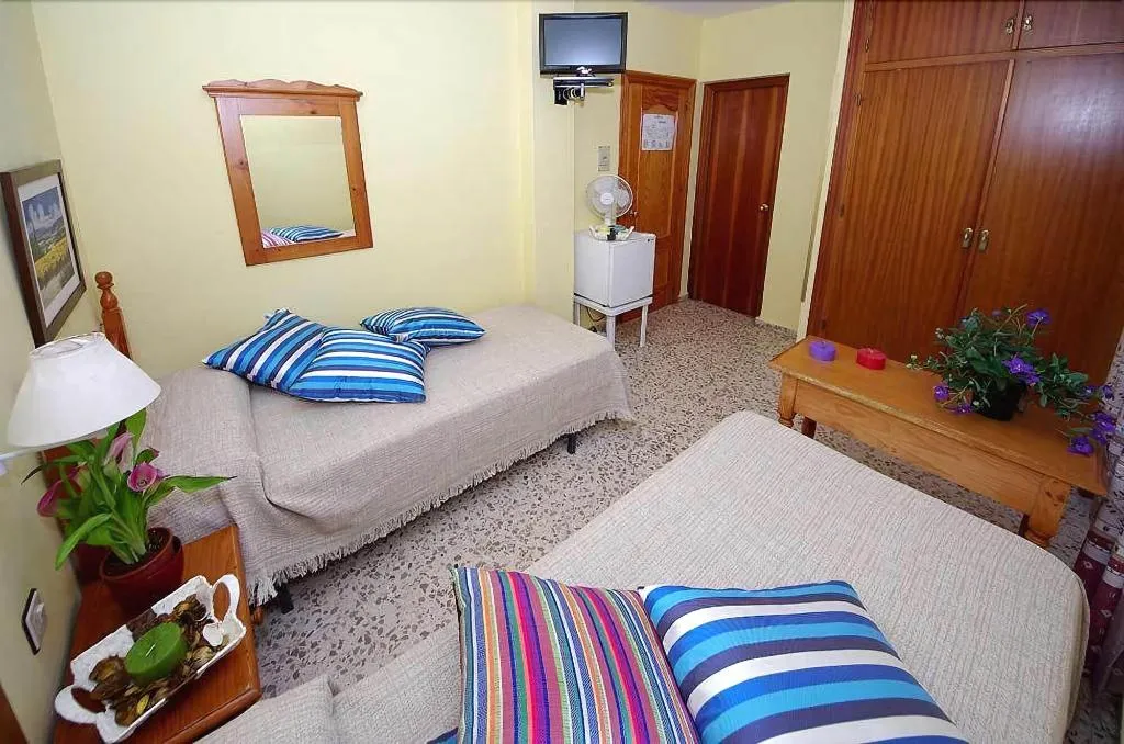 Room, Hostal Azahara Nerja, Costa Del Sol