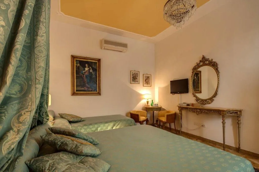 Room, Florence Dream Domus, Florence