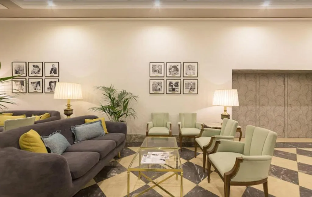 Lobby, Real Segovia, Madrid