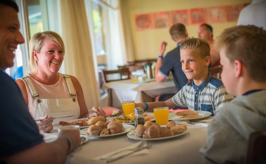 Restaurant, Holiday Center, Majorca