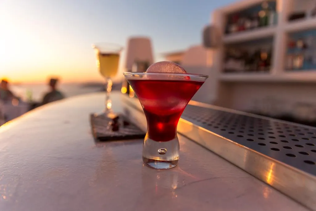 Bar, Athina Luxury Suites, Santorini