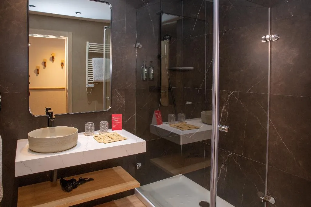 DOUBLE SUPERIOR Room, Ramada by Wyndham Madrid Getafe, Madrid