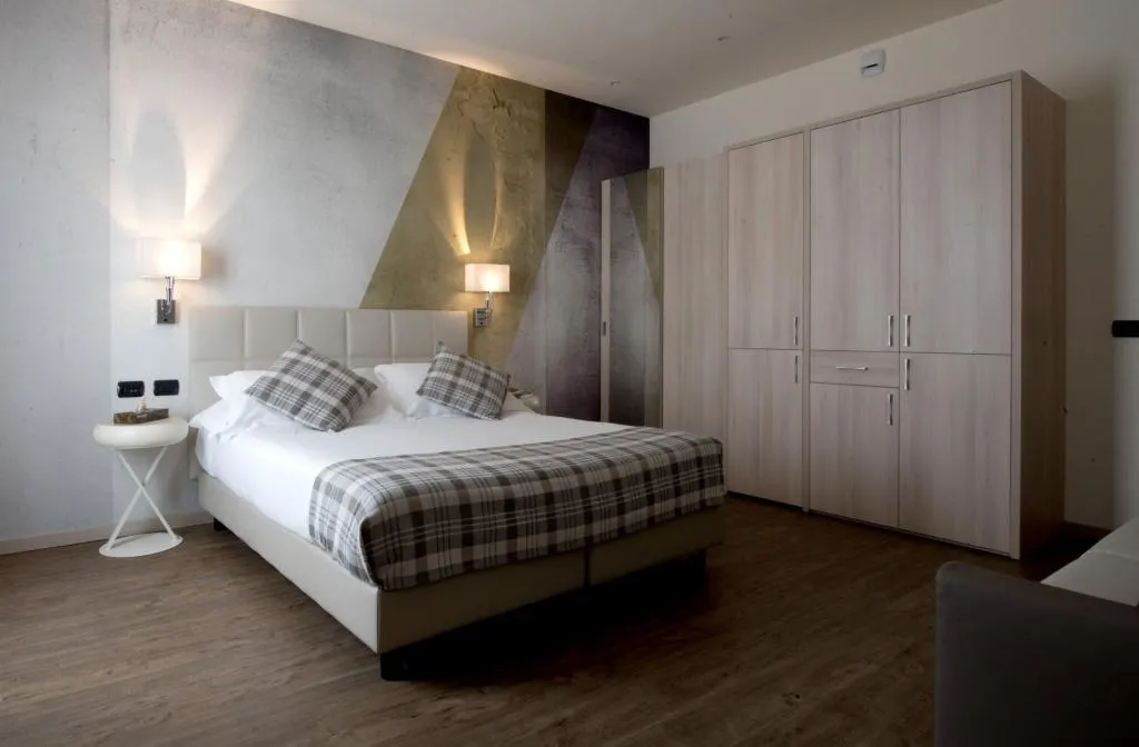 Double or Twin BUSINESS Room, Duomo Hotel & Apartments, Milan