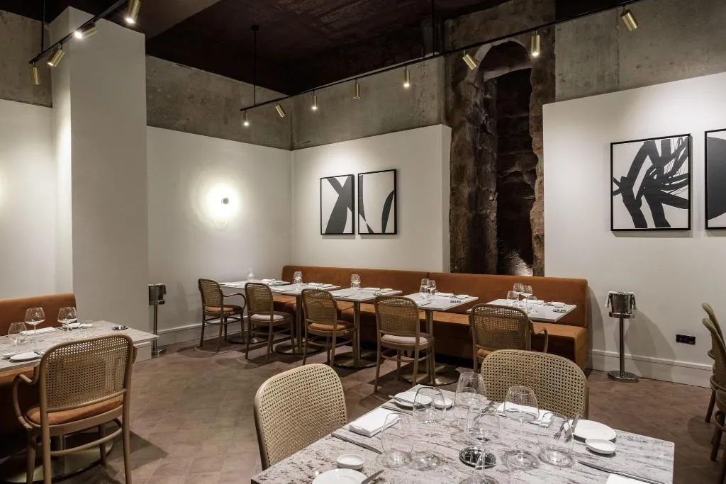 Restaurant, The Cumberland, Malta