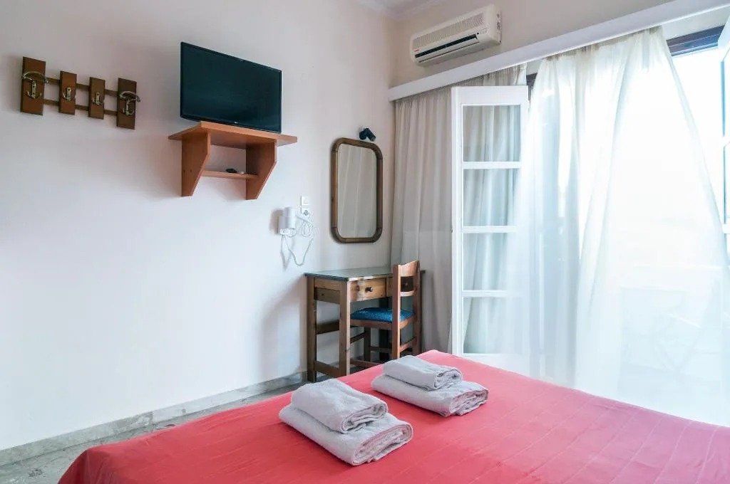 Room, Holiday Beach Resort, Santorini