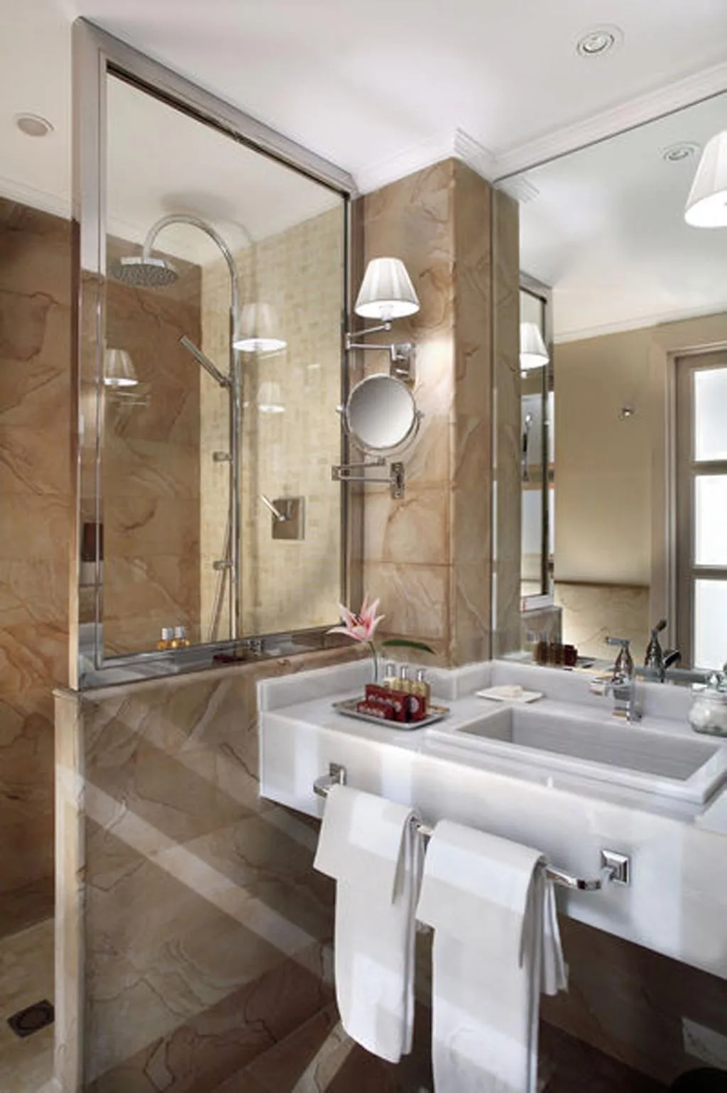 Room, The Level At Hotel Melia Castilla, Madrid