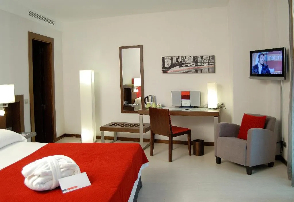 Double or Twin STANDARD Room, Ciutat de Girona, Costa Brava