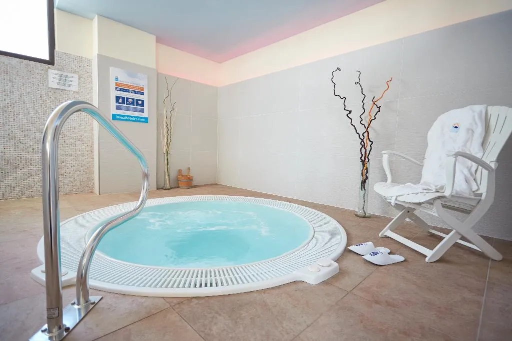 Pool, Invisa Hotel La Cala, Ibiza