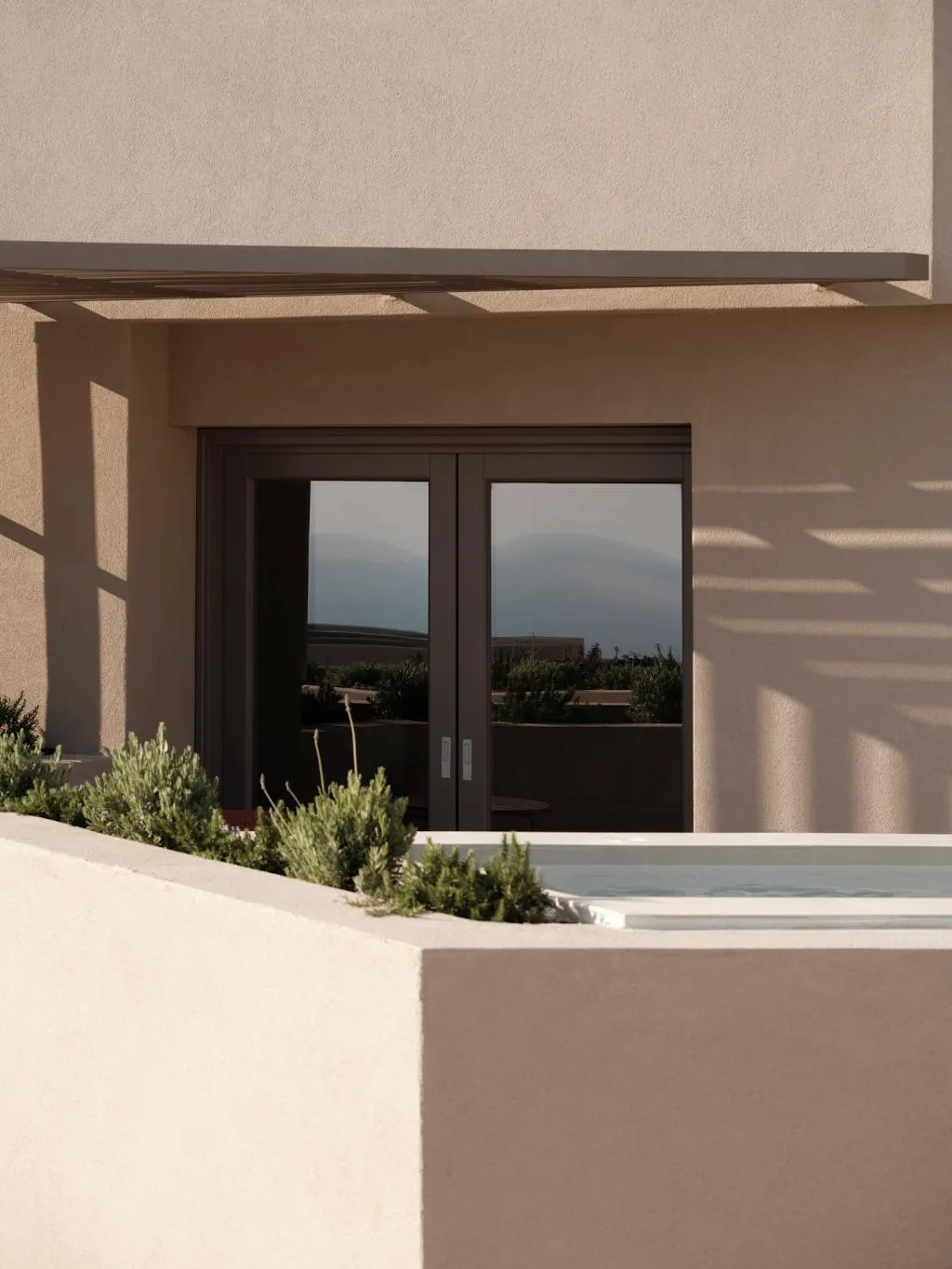 TRIPLE PREMIUM Room, Enarma Suites & Spa Wellness Retreat, Santorini