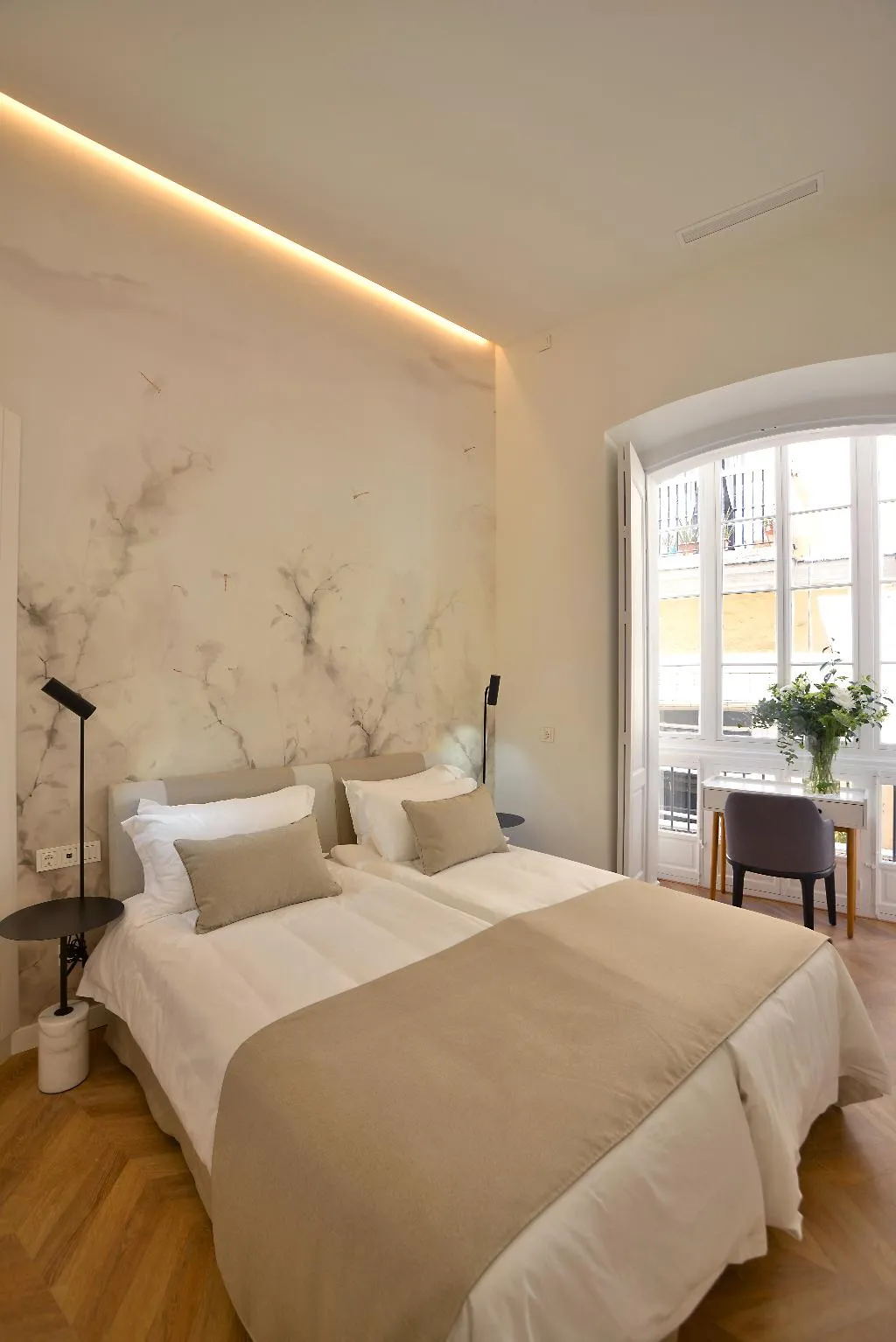 APARTMENT TWO BEDROOMS TWO BATHROOMS Room, Plaza Mina Suites, Costa De La Luz