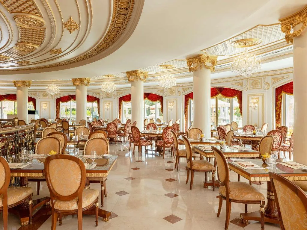 Restaurant, Raffles The Palm Dubai, Dubai