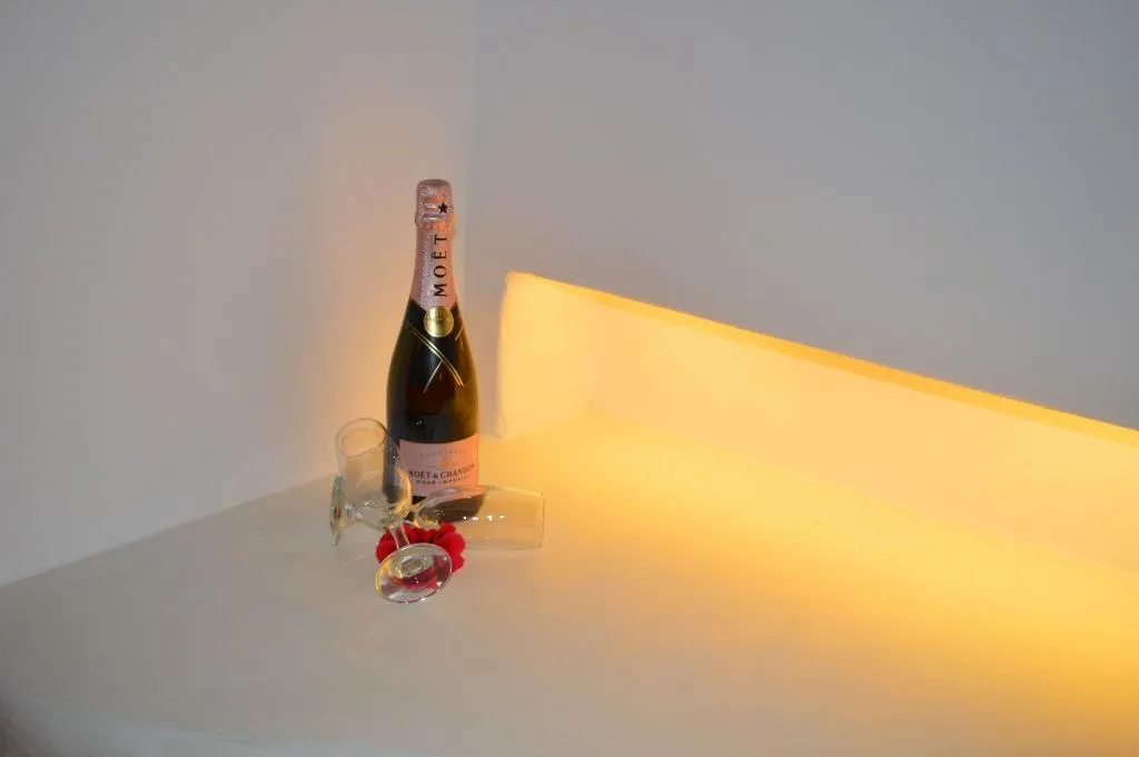 Room, Flaskos Suites, Mykonos