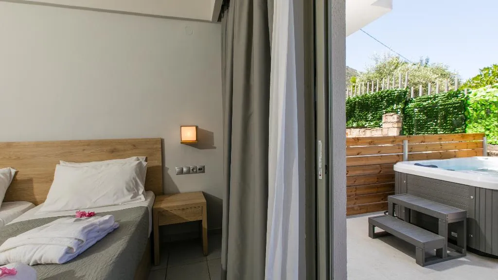Double or Twin WITH JACUZZI Room, Resol Hotel, Crete