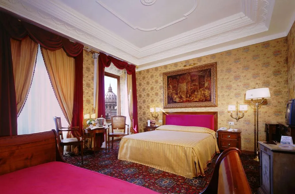 Room, Atlante Star, Rome